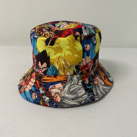 Adorable bucket hat. Adult.Reversible., Disney or Marvel - Picture 4 of 5